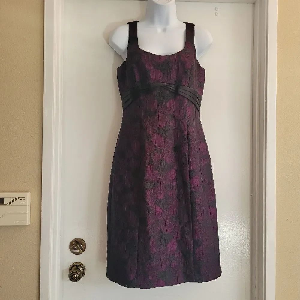 Tahari jacquard classic purple and black sheeth dress